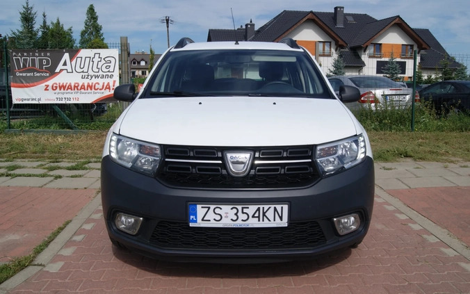 Dacia Logan cena 26900 przebieg: 101000, rok produkcji 2018 z Szczecin małe 67